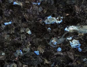 Emerald Pearl Polished - Close